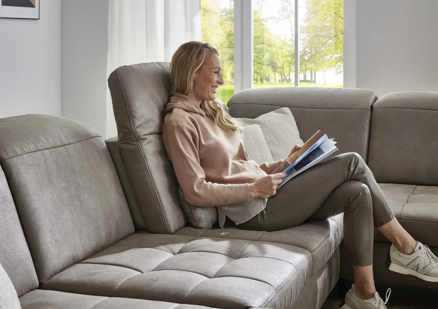 Wohnlandschaft LS24 Fratello mit Komfortfunktionen couchliebe.