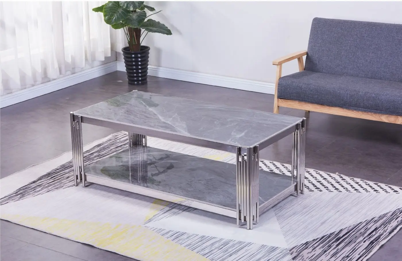 Couchtisch grau mit Ablageboden