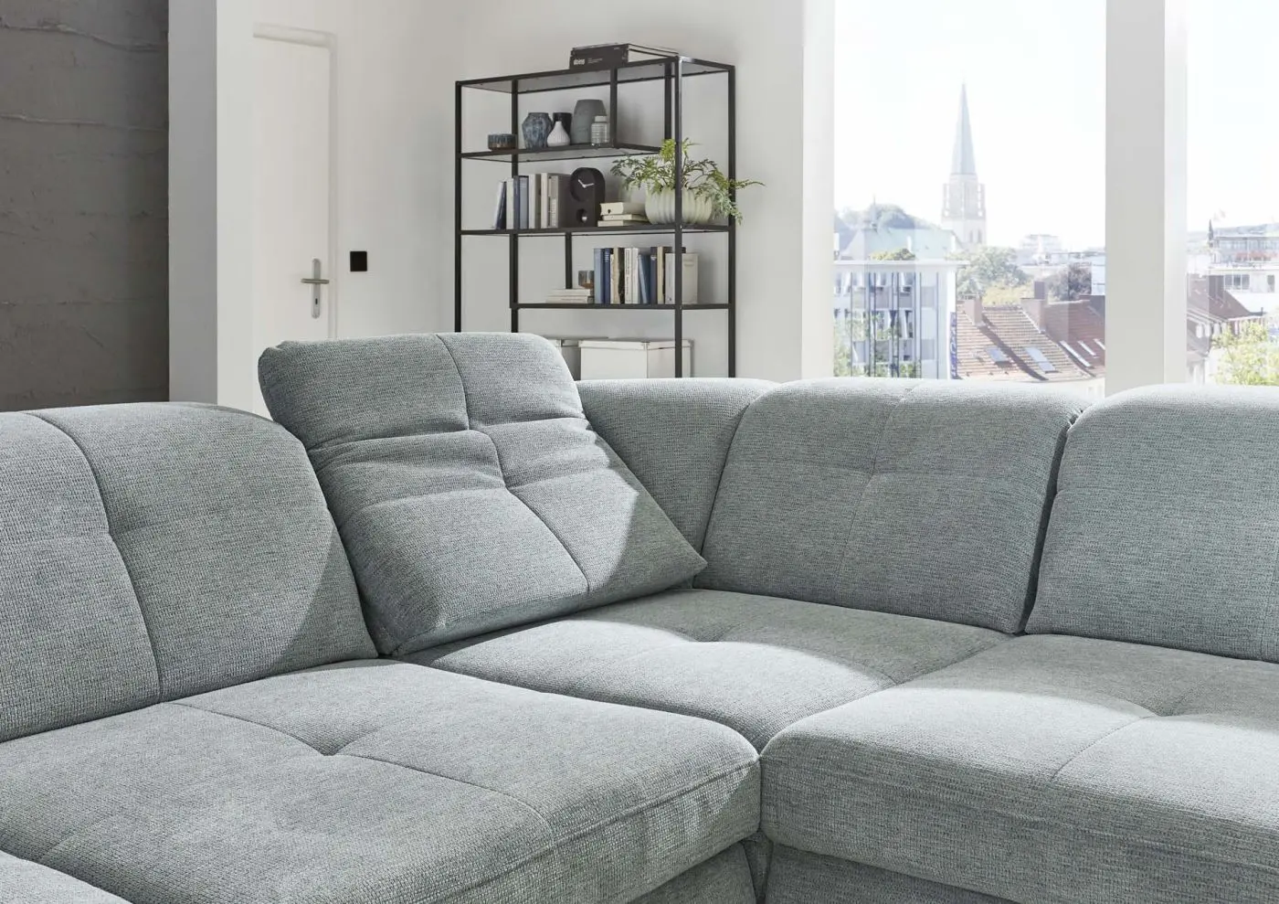 Wohnlandschaft KS294522 hellgrau mit Zusatzfunktionen couchliebe.