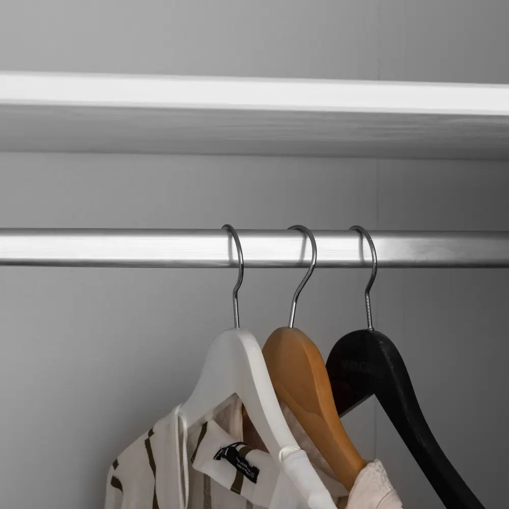 Schrank Chilly 2-trg. in Weiß lackiert