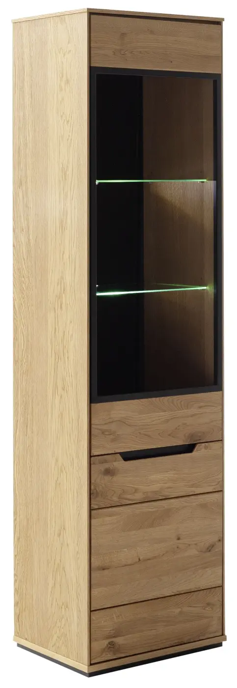 Vitrine links Araya Wildeiche