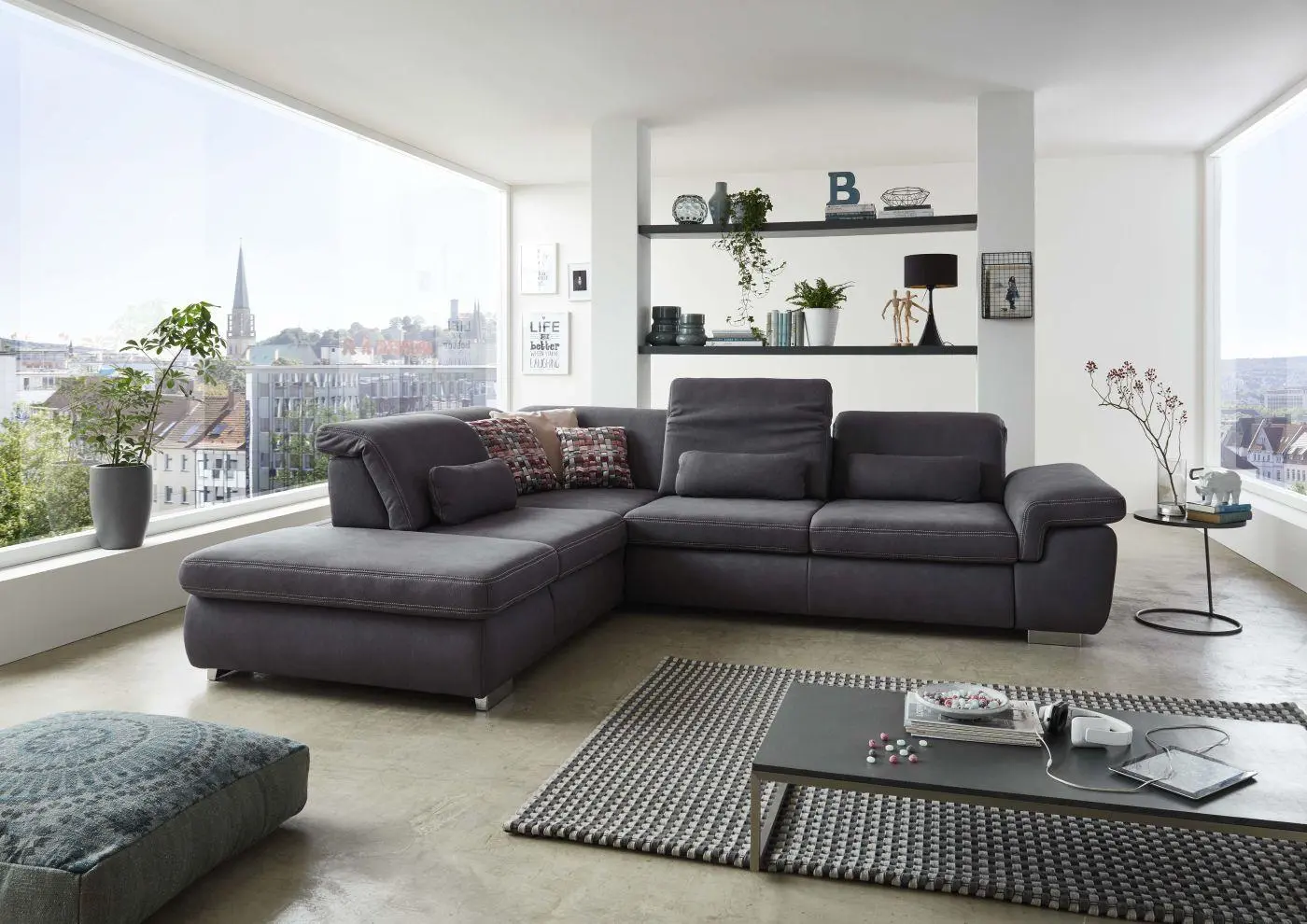 Wohnlandschaft couchliebe. LS300818 mit Zusatzfunktionen Wohnlandschaft LS 300818 mit Zusatzfunktionen couchliebe.