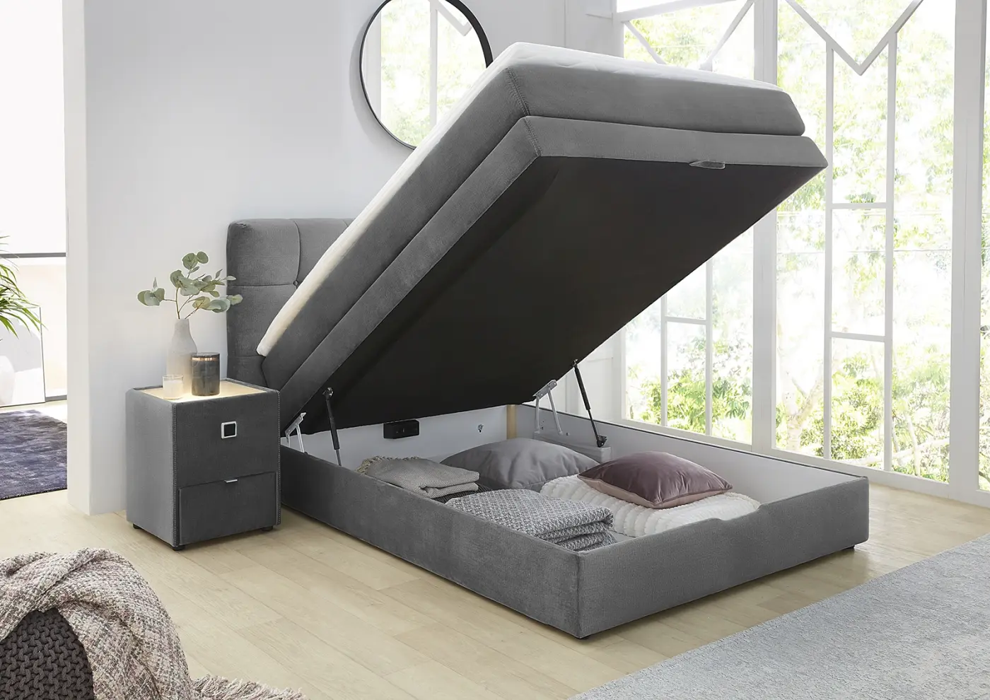 Boxspringbett Amy 140 x 200 cm samtähnlich grau Boxspringbett Amy 140 x 200 cm samtähnlich grau
