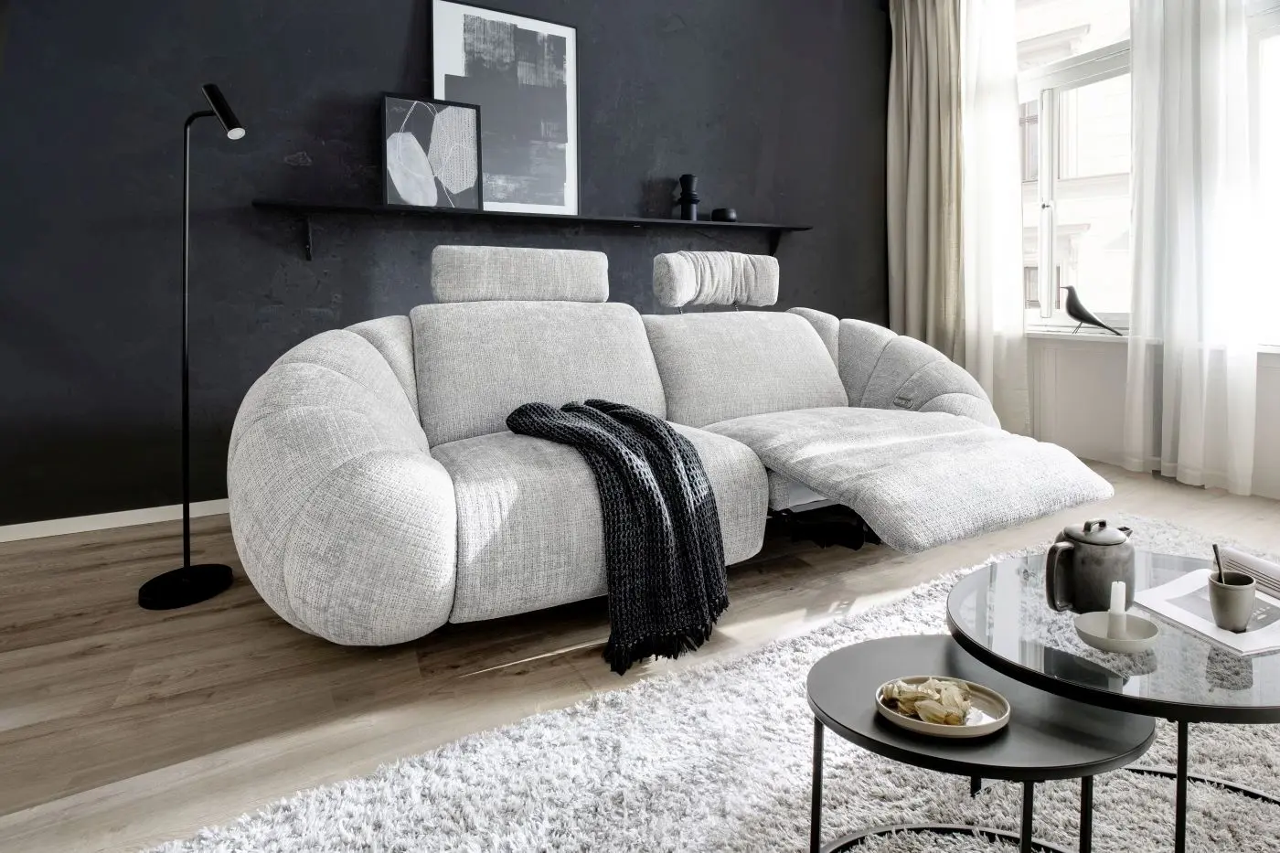 Sofa Kinsale hellgrau inkl. elektr. Relaxfunktion