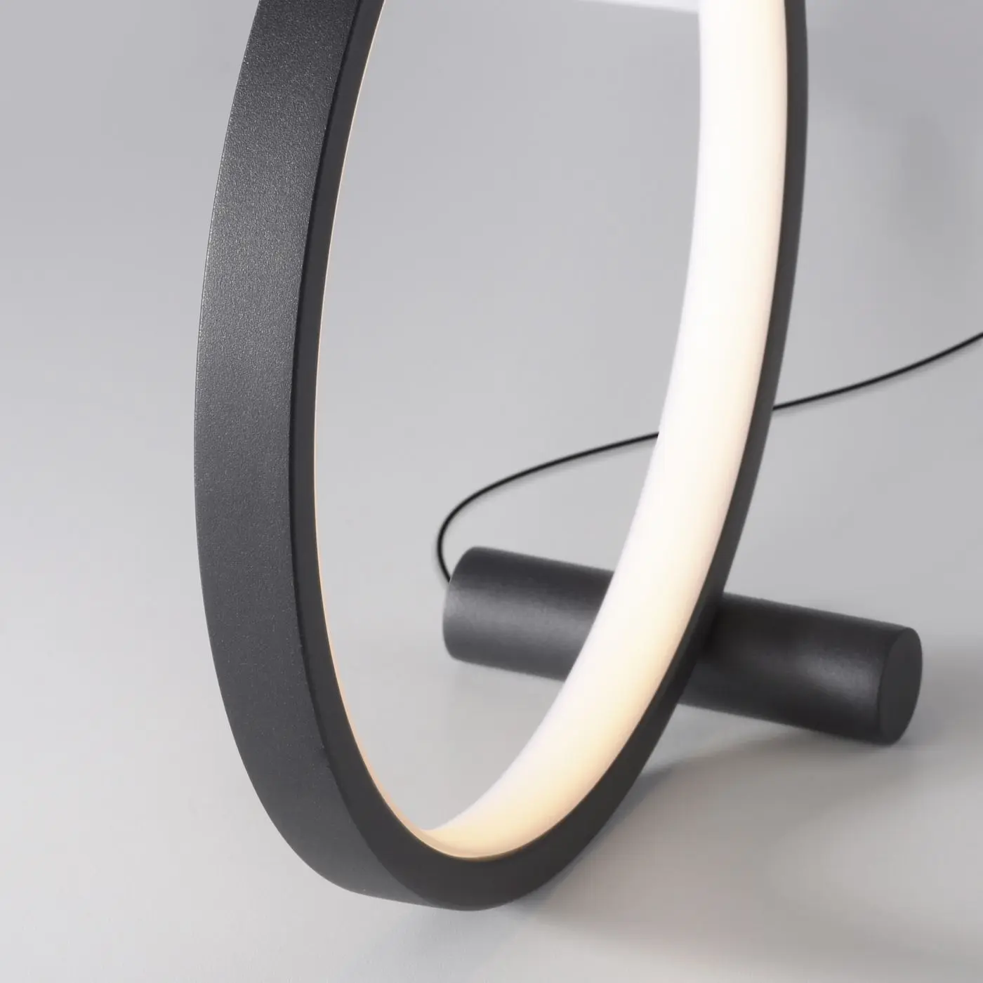 LED-Tischleuchte Mini Ritus schwarz