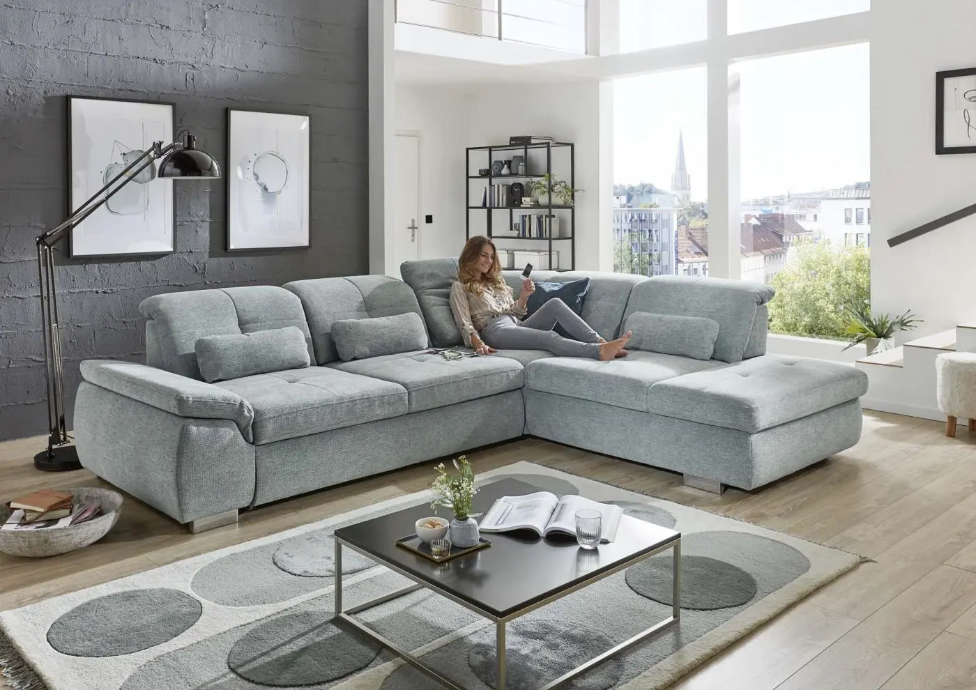 Wohnlandschaft KS294522 hellgrau mit Zusatzfunktionen couchliebe.