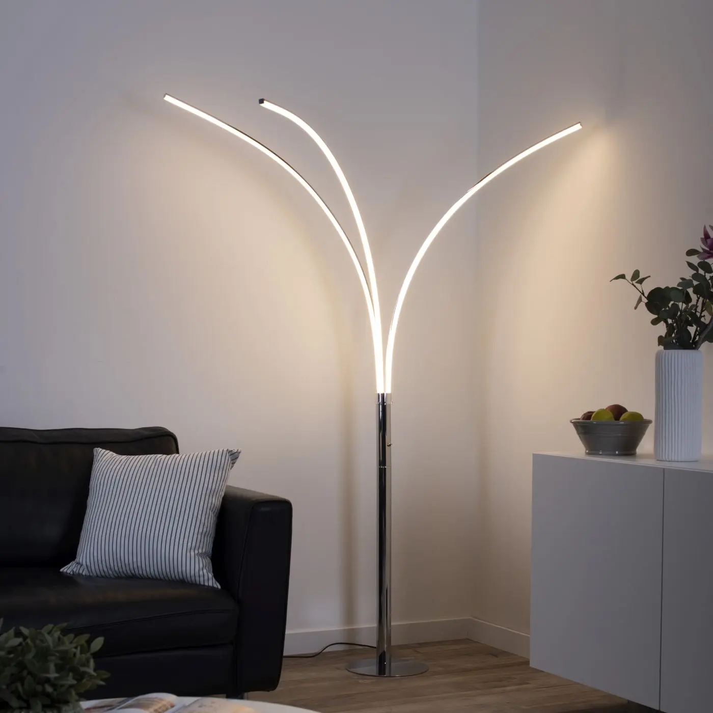 LED-Stehleuchte Maya