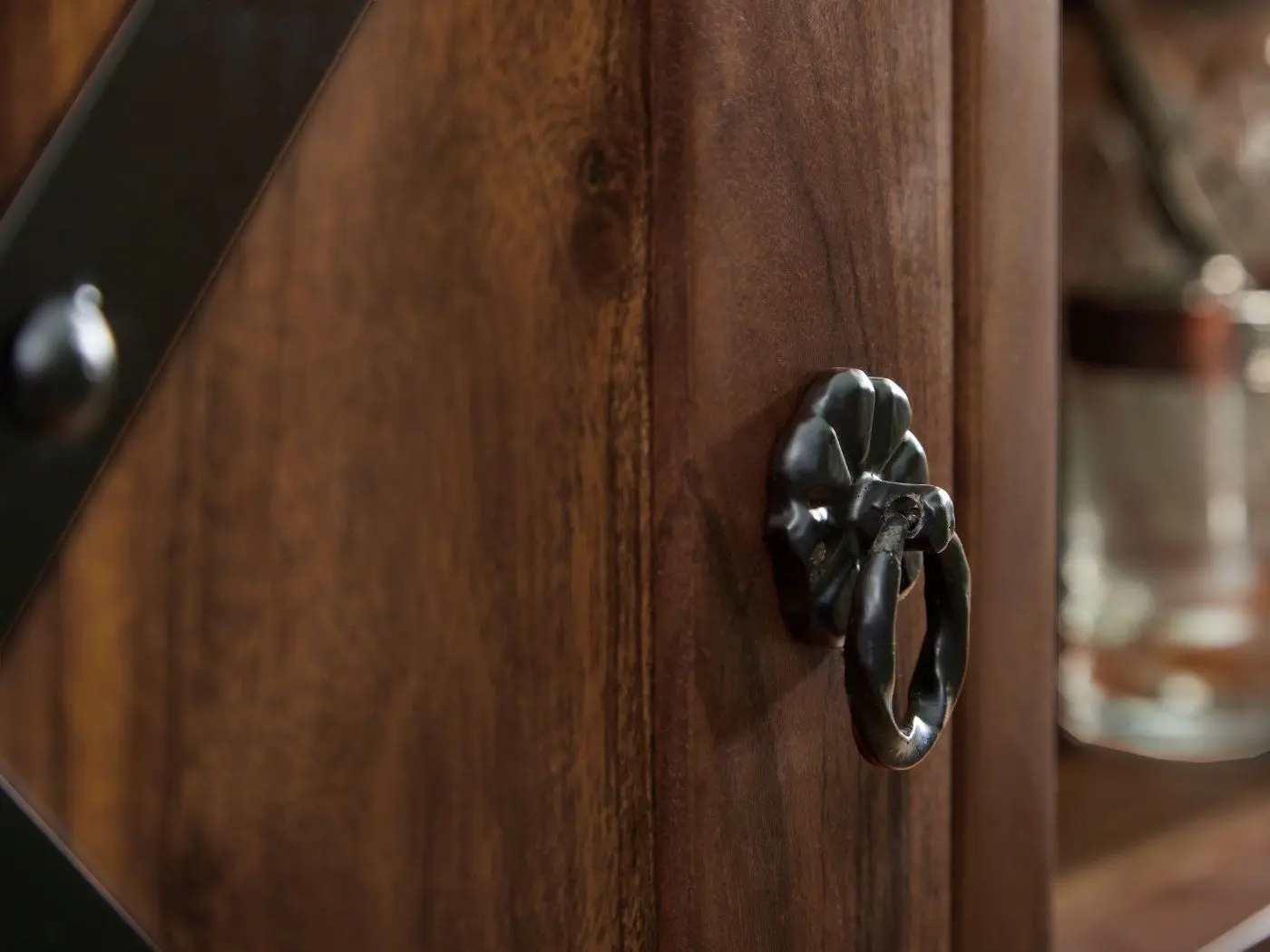 Sideboard WZ-0565 Akazie colonial 