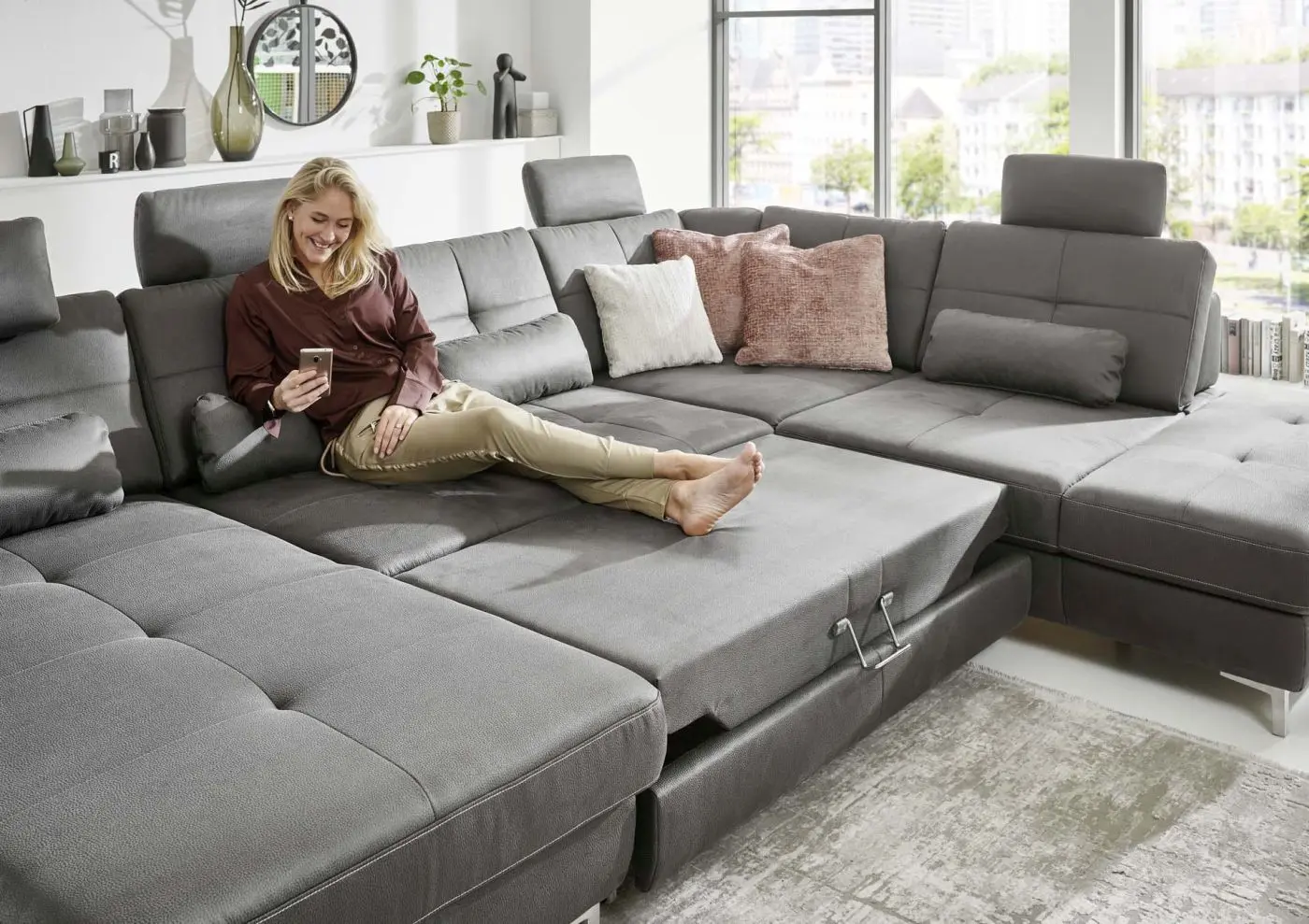 Wohnlandschaft couchliebe. LS23 Bars geprägter Microfaser steel mit Zusatzfunktionen Wohnlandschaft LS23 Bars geprägter Microfaser steel mit Zusatzfunktionen couchliebe.