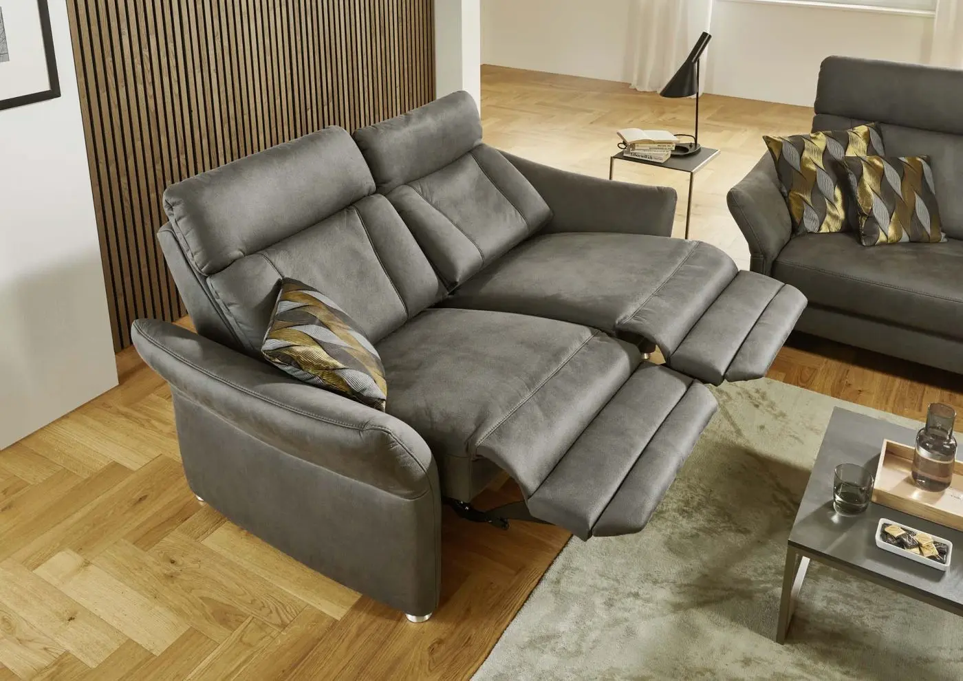 2,5-Sitzer couchliebe. PP-PF24014 anthrazit mit Zusatzfunktionen