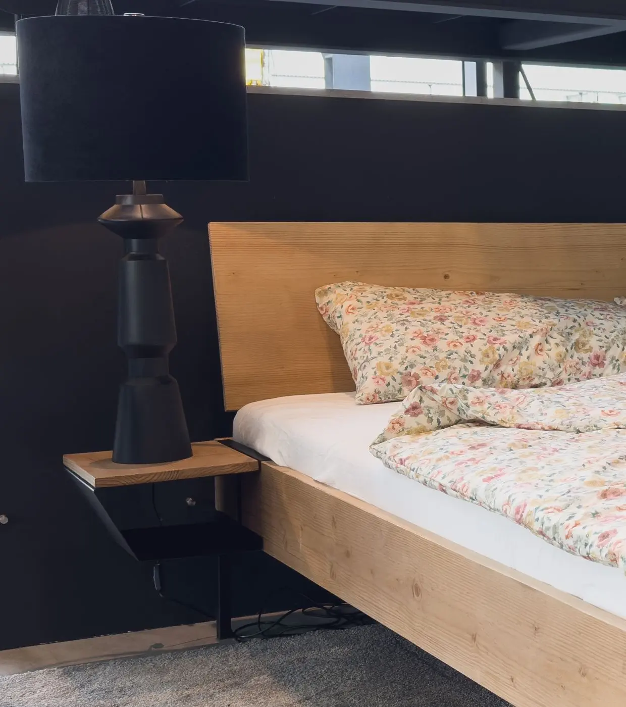 Nachtkommode BE-0826 Fichte massiv hängend