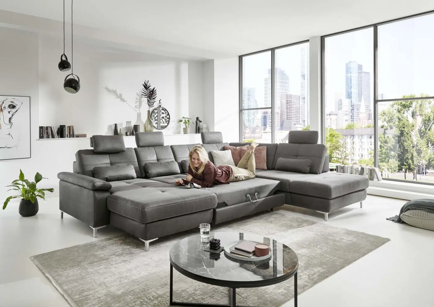 Wohnlandschaft couchliebe. LS23 Bars geprägter Microfaser steel mit Zusatzfunktionen Wohnlandschaft LS23 Bars geprägter Microfaser steel mit Zusatzfunktionen couchliebe.