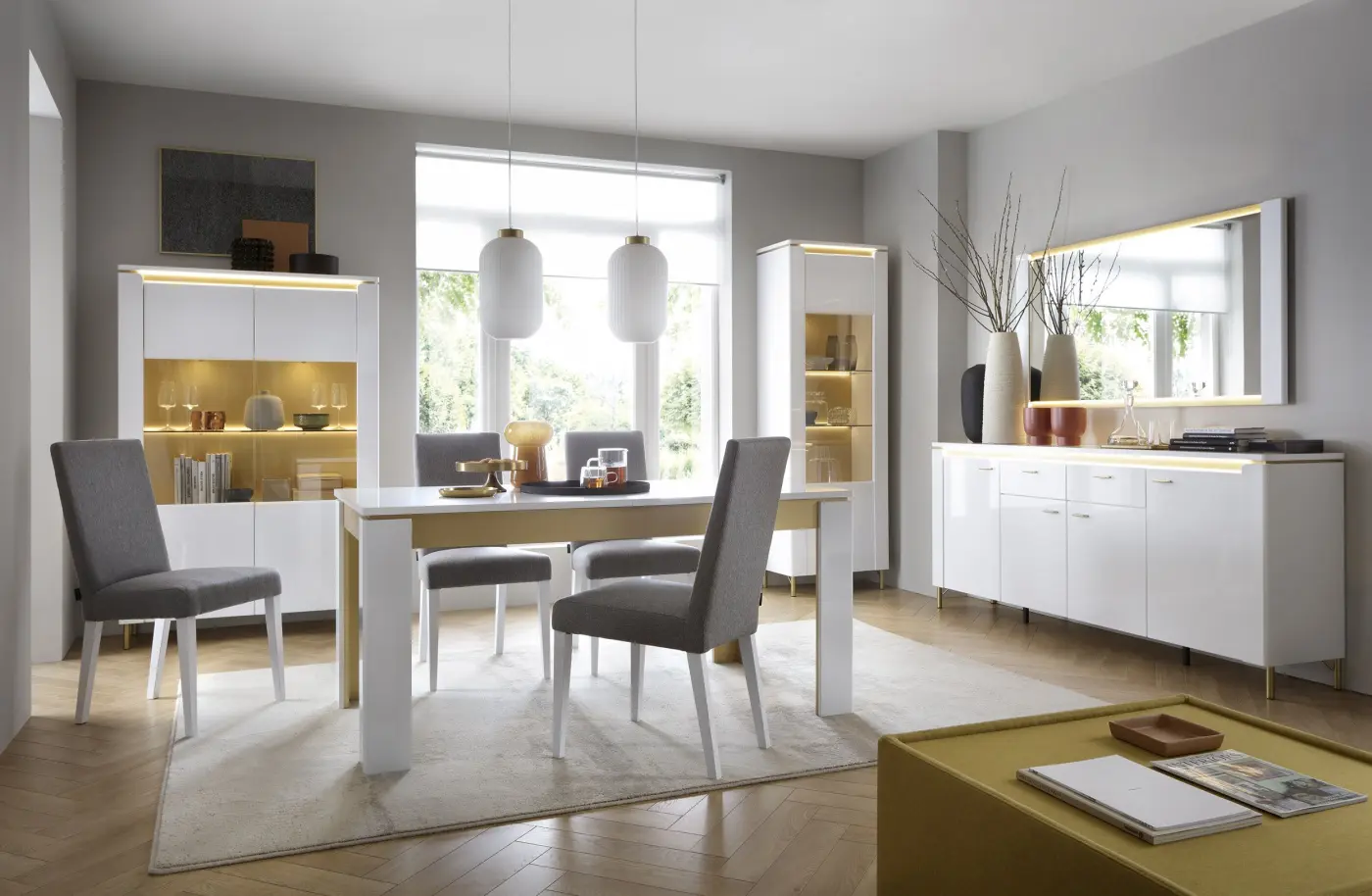 Highboard Lazio in Weiß / Gold