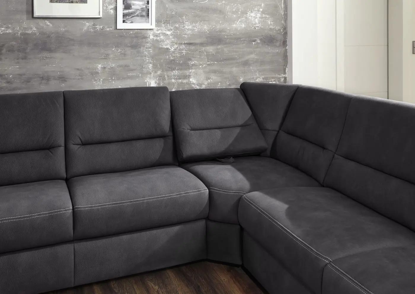 Wohnlandschaft couchliebe. LS672117 grau mit Zusatzfunktionen