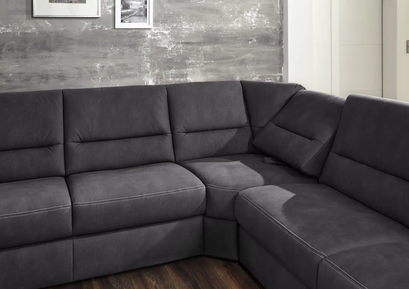 Wohnlandschaft couchliebe. LS672117 grau mit Zusatzfunktionen