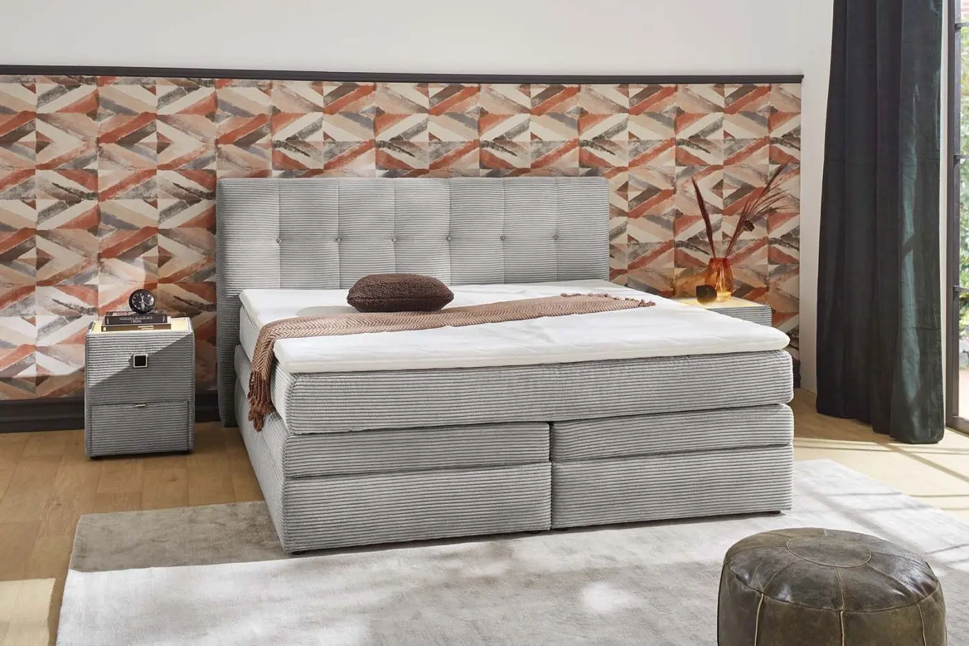 Boxspringbett Amy 180 x 200 cm Cord hellgrau