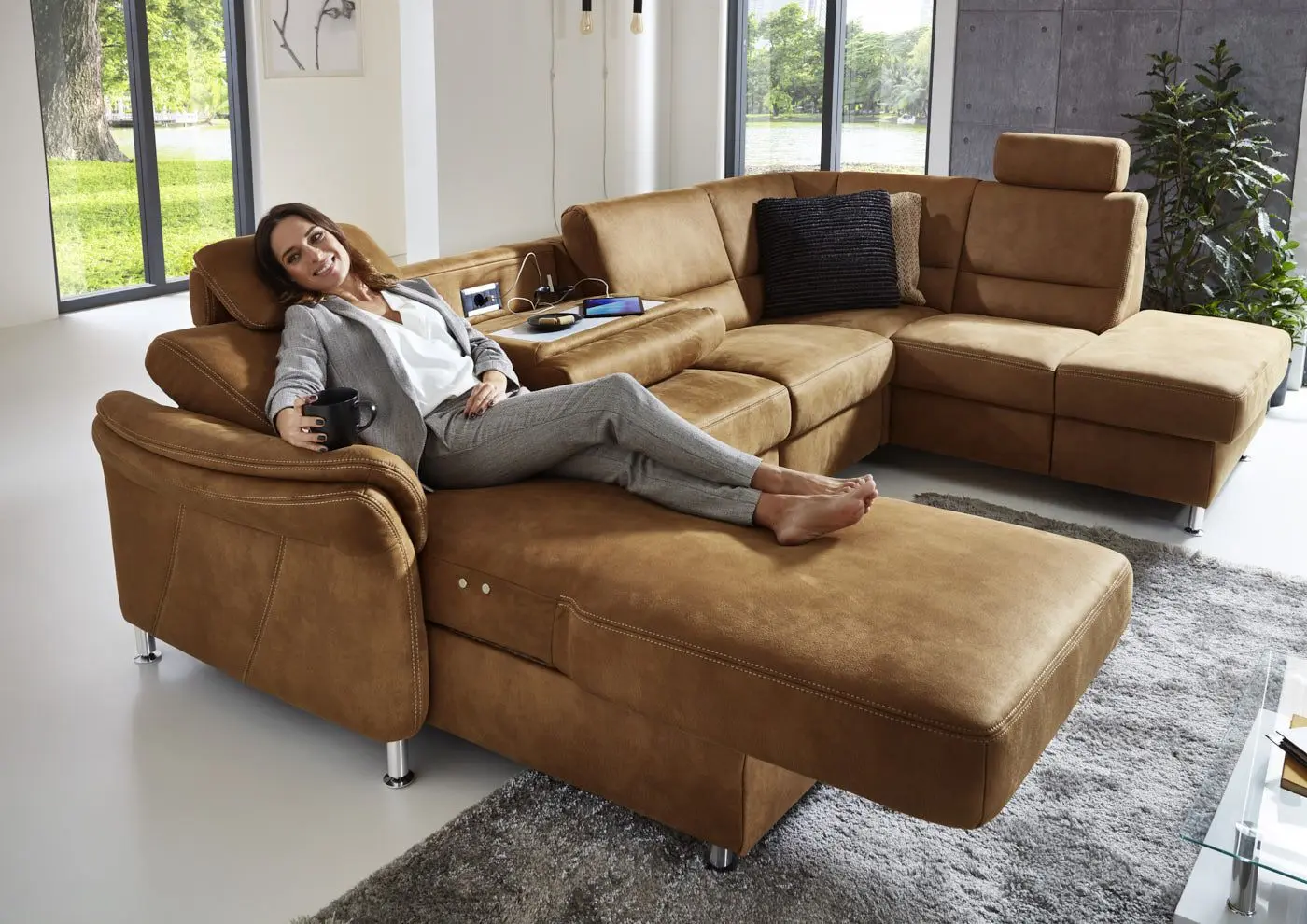 Wohnlandschaft LS672117 in Deluxe Zimt mit Zusatzfunktionen couchliebe.