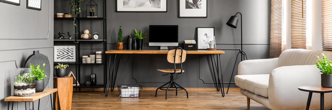Büroschreibtisch Holz Tischbeine aus Metall schwarz Regal schwarz ohne Türen 