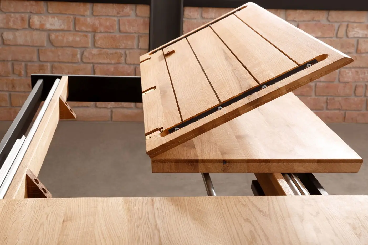 Esstisch TI-0656 Wildeiche massiv ausziehbar