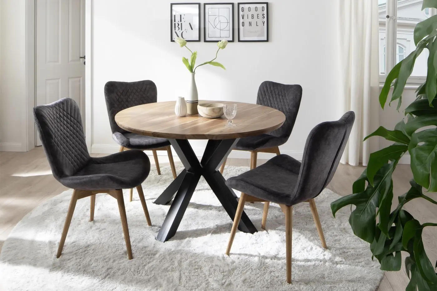 Esstisch Stirling Ø 120 cm Akazie massiv