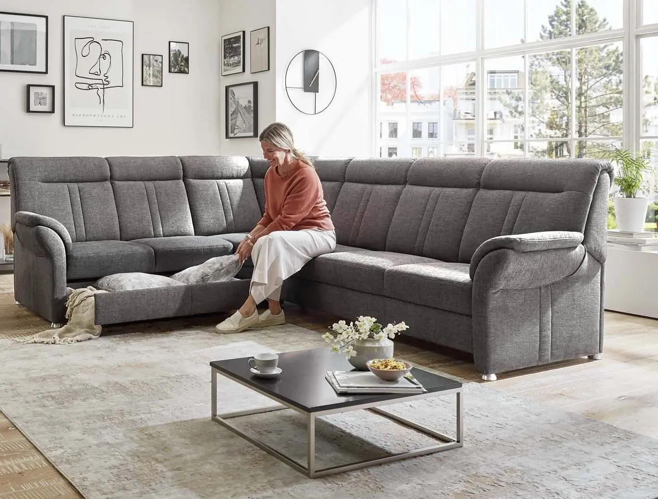 Wohnlandschaft couchliebe. KS5032 grau mit Zusatzfunktionen