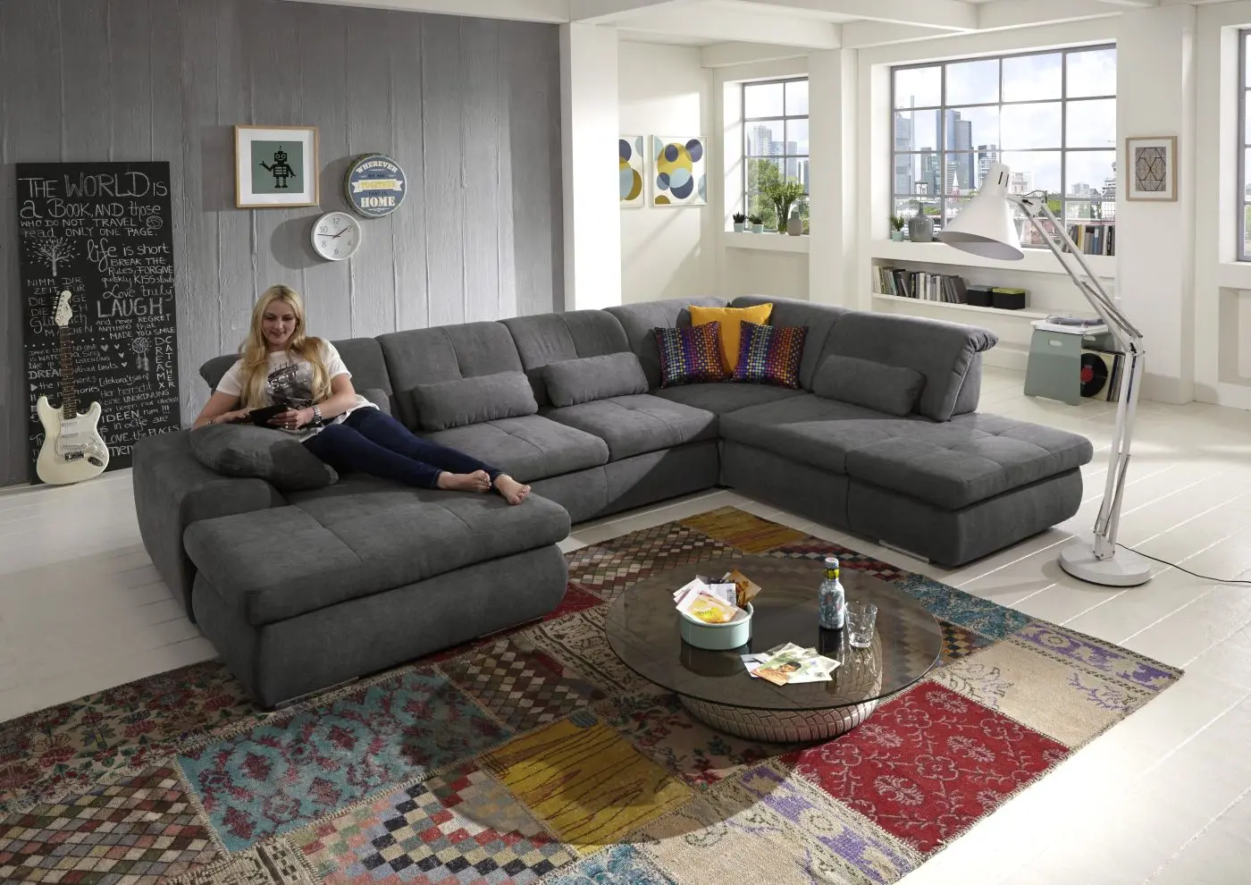 Wohnlandschaft KS25 Vincenzo grau mit Zusatzfunktionen couchliebe.