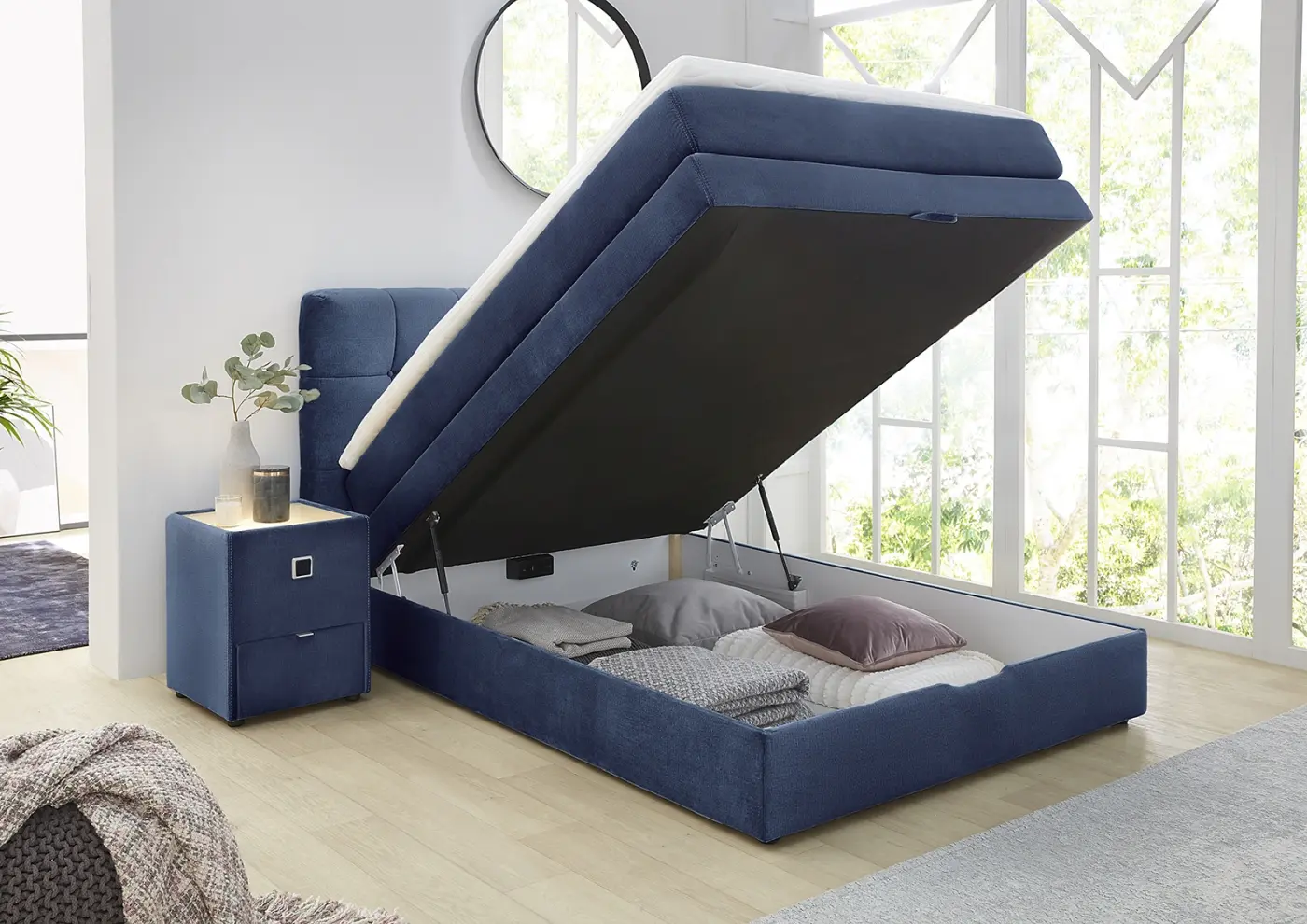 Boxspringbett Amy 140 x 200 cm samtähnlich blau