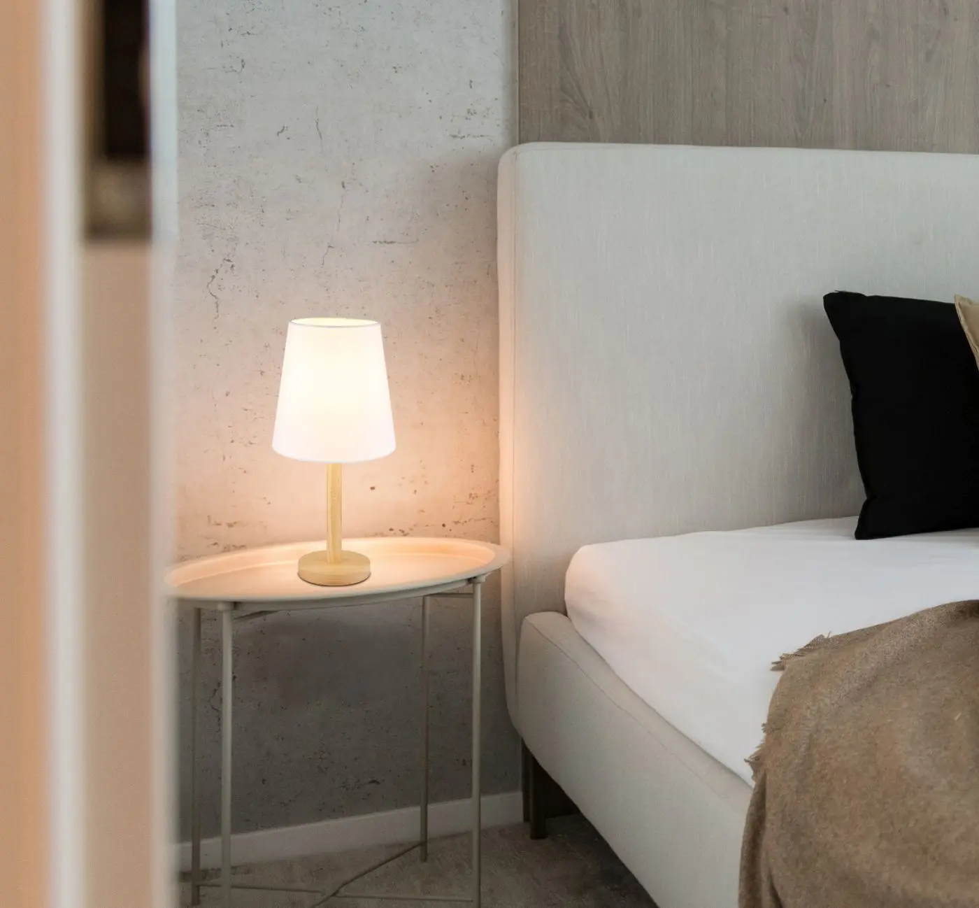 Tischleuchte Joris Holzoptik