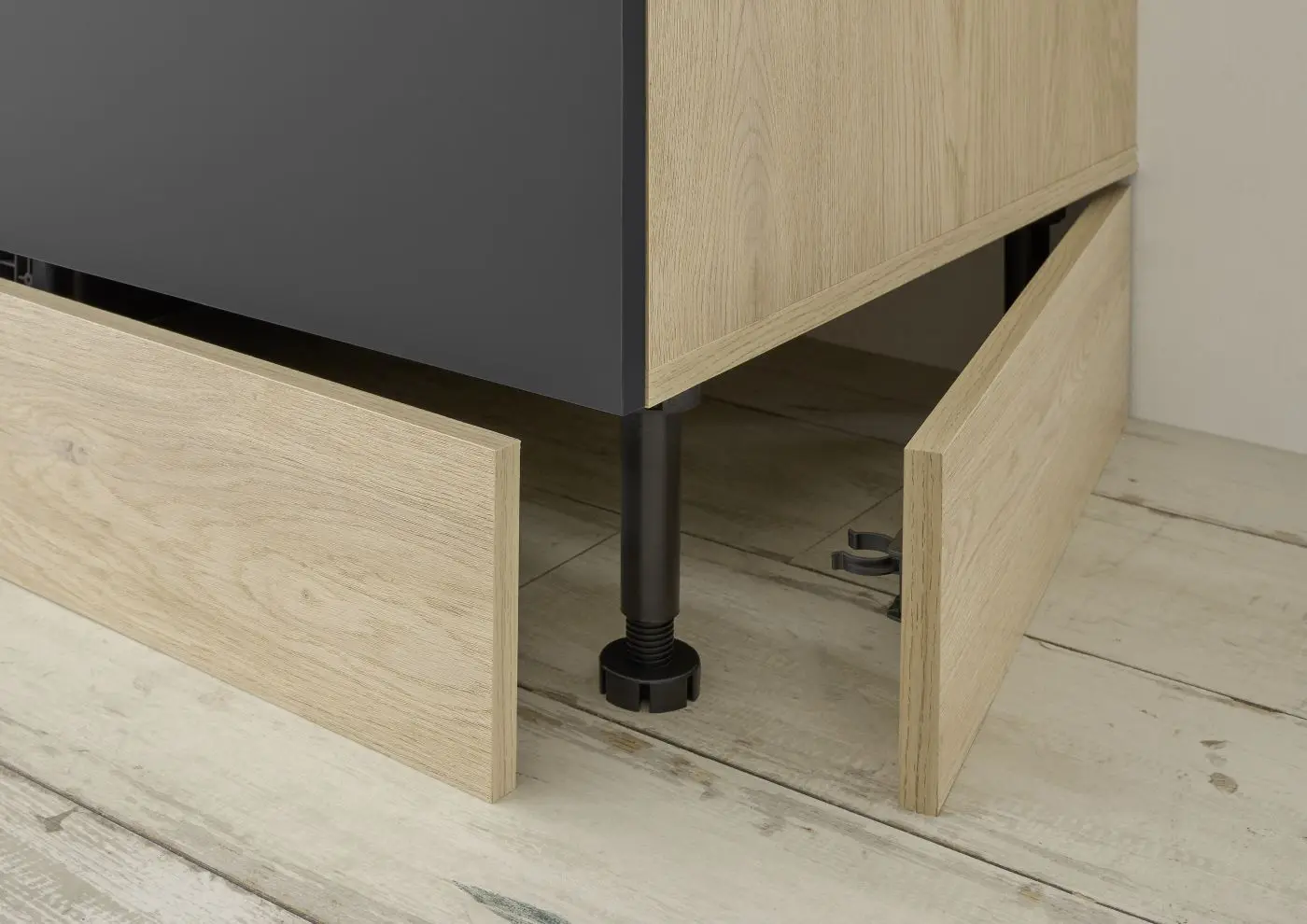 KüchenblockLandau anthrazit/Cremona Eiche mit E-Geräten KüchenblockLandau anthrazit/Cremona Eiche mit E-Geräten